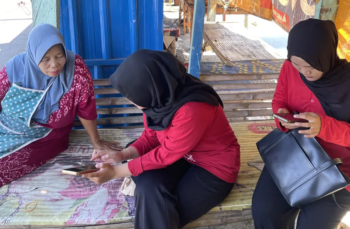 Observasi KKN-T Kelompok 3 UMSIDA dengan UMKMMujair Asap Bu Nurhindun