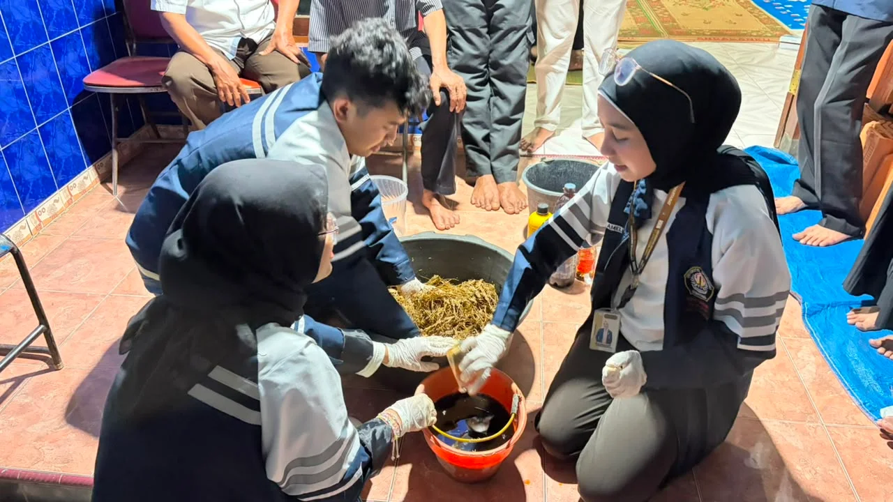Proses tahapan pembuatan pupuk kompos