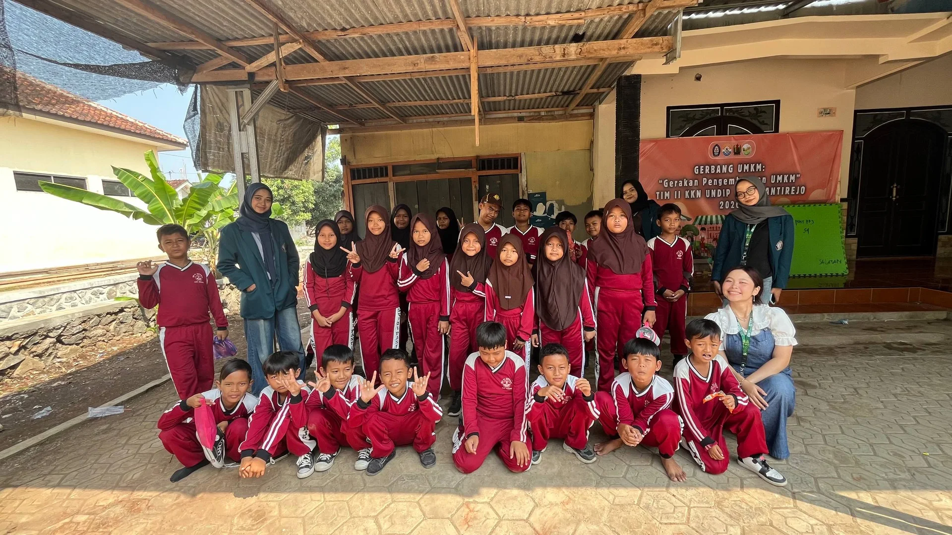 KKN Undip Ajak Siswa SDN 01 Pantirejo Kenali Emosi lewat Aktivitas Kreatif