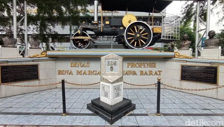 Tugu titik 0 Kilometer Bandung