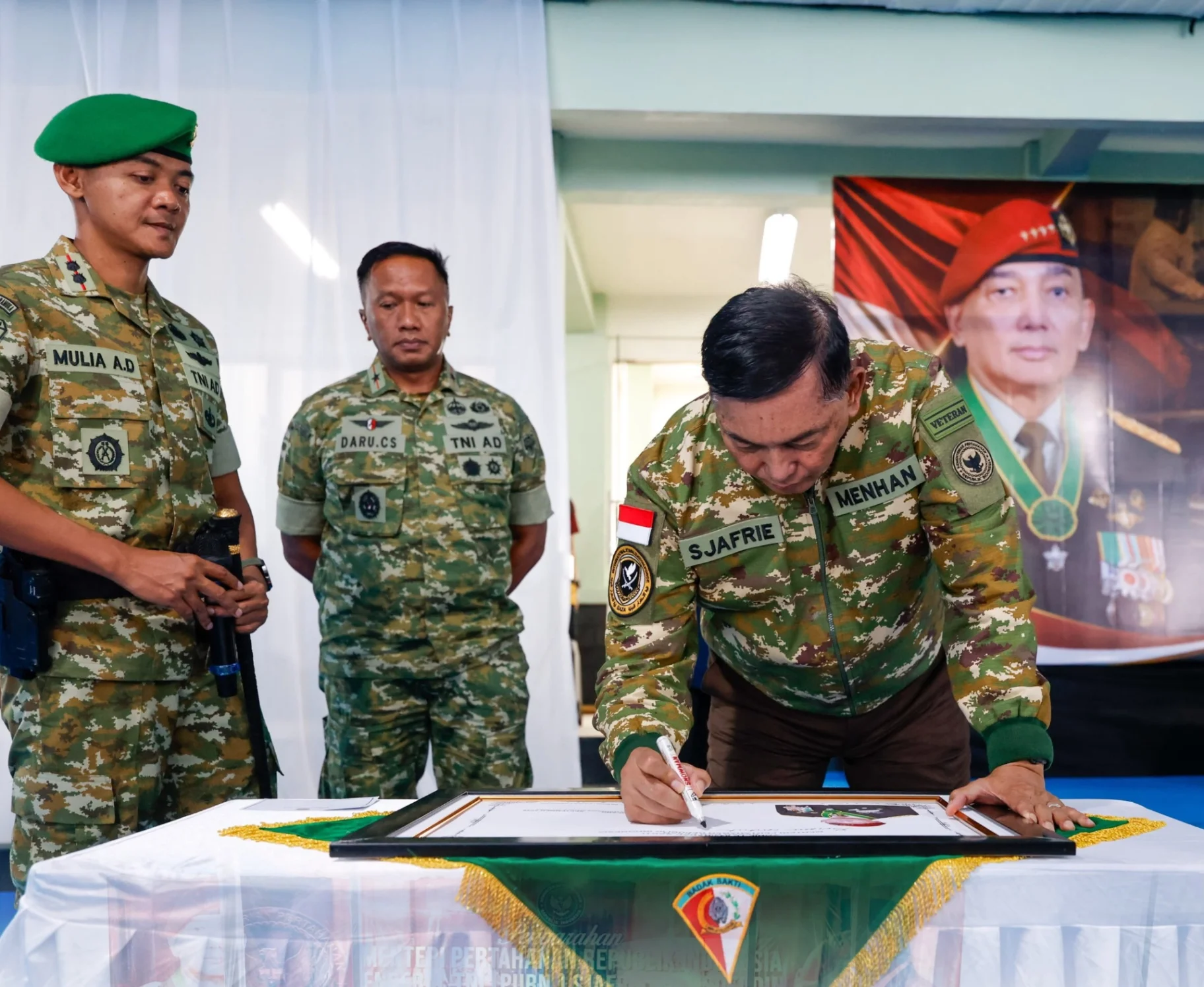 Kunjungan Menhan RI ke Yonif TP 842/Badak Sakti.