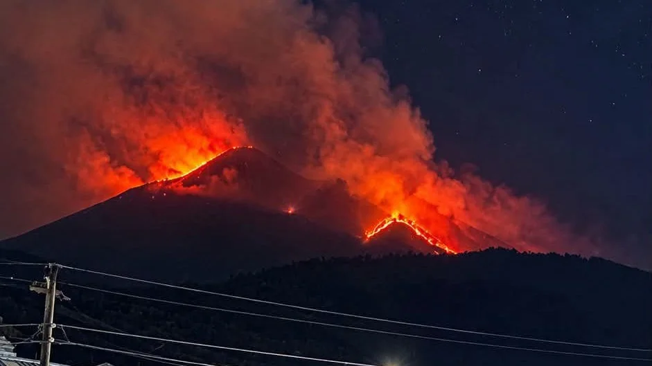 Kebakaran Terjadi di lereng gunung Lawu, Jawa Tengah