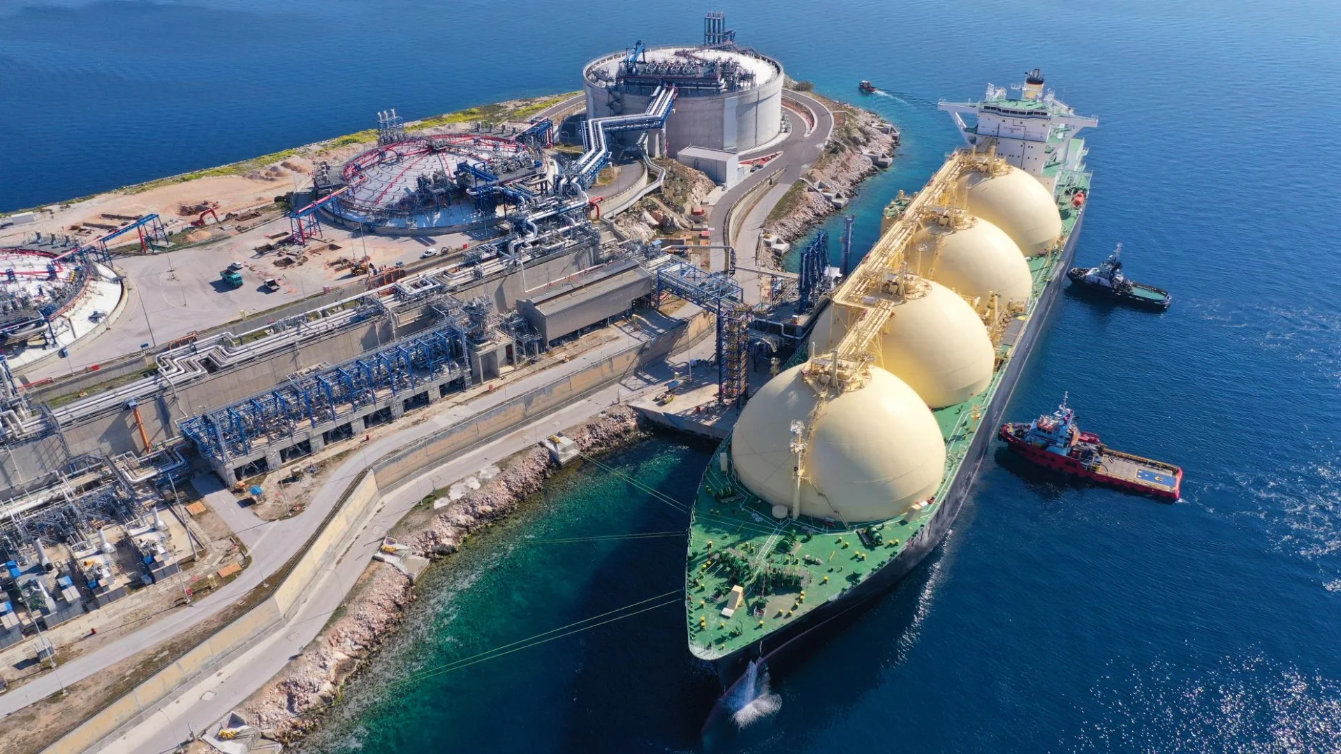 Lonjakan Harga Gas LNG Eropa Tembus 100 Euro Bayangi Krisis Energi Musim Dingin